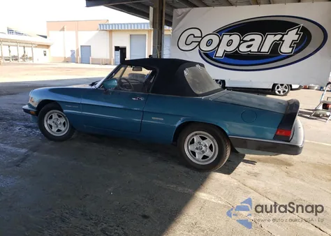 1987 Alfa Romeo Spider Veloce from USA, damaged, VIN ZARBA5585H1048638